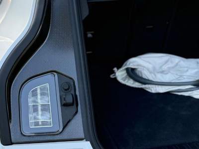 BMW iX xDrive50 Pacchetto Sportivo Bianco usata Senna Comasco