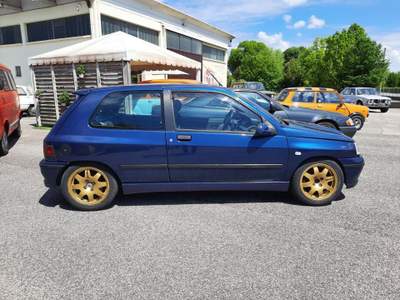 Renault Clio 1.8i 16V Blu/Azzurro usata RONCADE