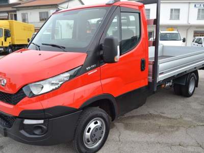 Iveco Daily 35C13 2.3 HPT PL CASSONE FISSO PASSO 3750 Rosso usata COMACCHIO