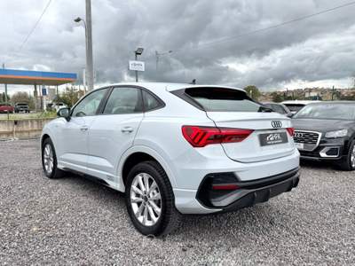 Audi Q3 Q3 SPORTBACK 2.0TDI S-LINE LED RETROCAMERA 360 SONOS Bianco usata Villarosa