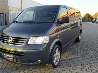 Volkswagen Caravelle CARAVELLE 2.5 TDI 174 CV FULL DSG Grigio usata Venezia