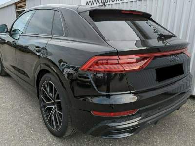 Audi Q8 50 TDI QUATTRO S LINE COMPETI. 22 PANO GANCIO ACC Nero usata Rimini