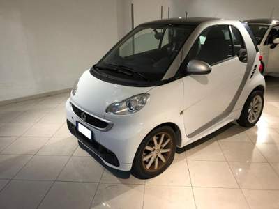Smart ForTwo 1000 52 kW MHD coupé passion Bianco usata Marsala