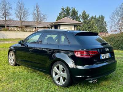 Audi A3 Sportback 2.0 tdi Ambition 150cv s-tronic E6 Nero usata Castiglione Torinese
