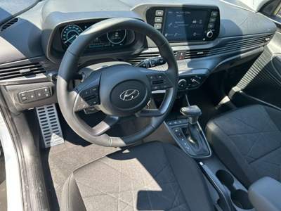 Hyundai Bayon 1.0 T-GDI Hybrid 48V DCT Trend Bianco usata Castelnuovo Rangone