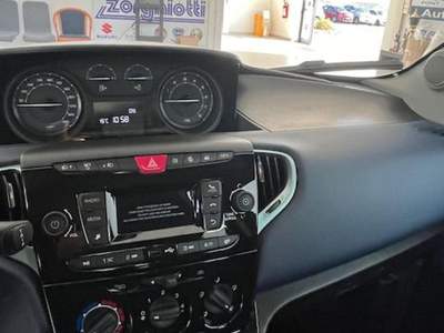 Lancia Ypsilon 1.0 FireFly 5 porte S&S Hybrid Gold Grigio usata Cormons