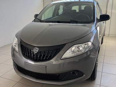 Lancia Ypsilon 1.0 FireFly 5 porte S&S Hybrid Gold Grigio usata Cormons