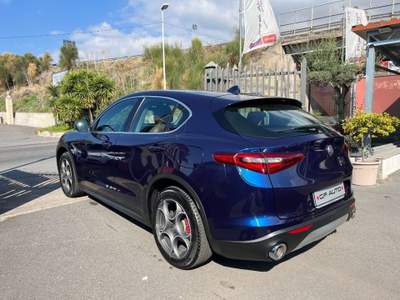 Alfa Romeo Stelvio 2.2 Turbodiesel 210 CV AT8 Q4 Lusso Blu/Azzurro usata Santa Maria di Licodia