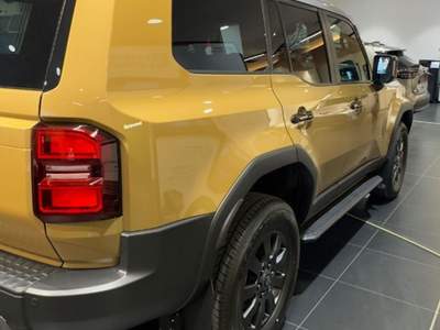 Toyota Land Cruiser 2.8 D4D A/T AWD First Edition Argento usata Monza