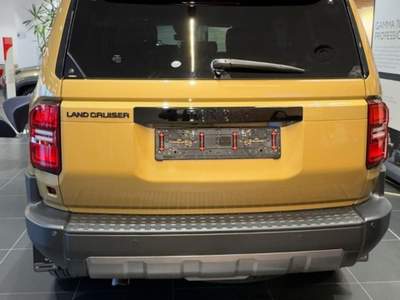 Toyota Land Cruiser 2.8 D4D A/T AWD First Edition Argento usata Monza