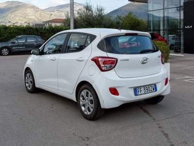 Hyundai i10 1.0 MPI Login Bianco usata Fondi