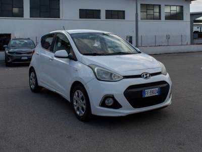 Hyundai i10 1.0 MPI Login Bianco usata Fondi