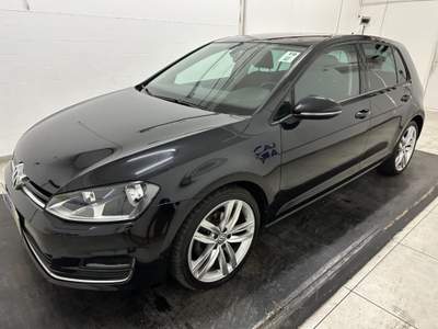 Volkswagen Golf 5p 2.0 tdi Highline Executive 150cv E6 Nero usata Pescara