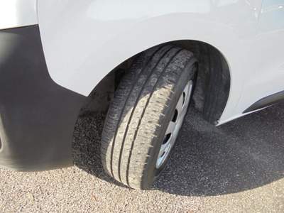 Opel Vivaro 2.0 Diesel 120CV S&S L3H1 Enjoy P.M. Bianco usata Guidonia Montecelio