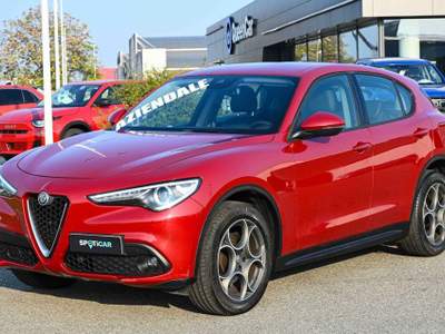Alfa Romeo Stelvio 2.2 Turbodiesel 210 CV AT8 Q4 Executive Rosso usata Pianezza