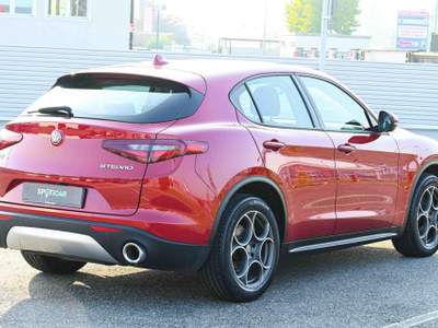 Alfa Romeo Stelvio 2.2 Turbodiesel 210 CV AT8 Q4 Executive Rosso usata Pianezza