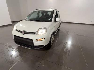 Fiat Panda 1.0 FireFly S&S Hybrid City Life Bianco usata Civitavecchia