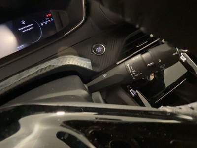 Peugeot 2008 PureTech 100 S&S Allure Grigio usata Civitavecchia