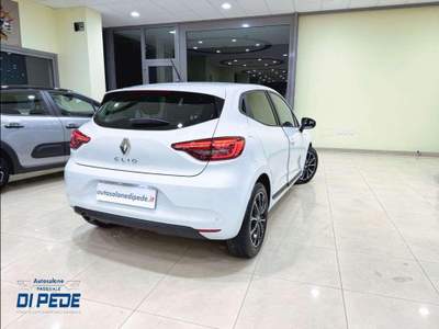 Renault Clio Blue dCi 100 CV 5 porte Evolution Bianco usata Matera