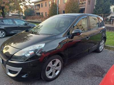 Renault Scénic ottima perfettamente funzionante  Nero usata Garbagnate Milanese