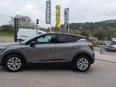 Renault Captur Plug-in Hybrid E-Tech 160 CV Intens Grigio usata Mondolfo