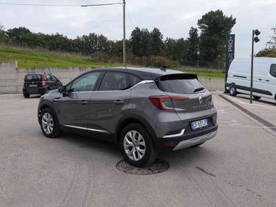 Renault Captur Plug-in Hybrid E-Tech 160 CV Intens Grigio usata Mondolfo