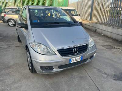 Mercedes-Benz Classe A CDI Elegance Grigio usata Giugliano in Campania