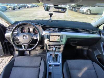 Volkswagen Passat 2.0 TDI DSG Business BlueMotion Technology Grigio usata San Salvatore Telesino