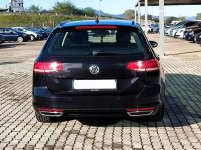 Volkswagen Passat 2.0 TDI DSG Business BlueMotion Technology Grigio usata San Salvatore Telesino