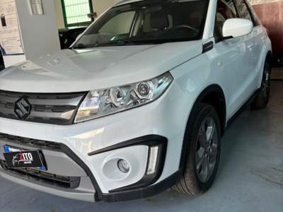 Suzuki Vitara 1.6 DDiS V-Cool Bianco usata Modena