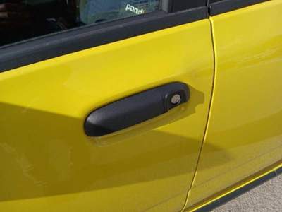 Fiat Panda 1.0 70cv Hybrid Giallo usata Arzachena