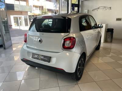 Smart ForFour 70 1.0 Passion *TETTO Bianco usata Mesagne