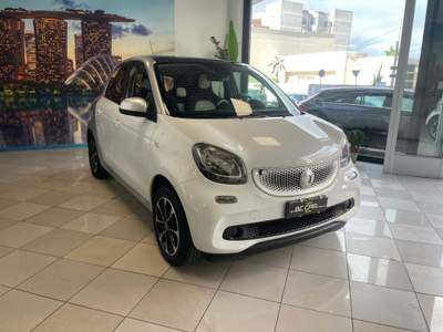 Smart ForFour 70 1.0 Passion *TETTO Bianco usata Mesagne