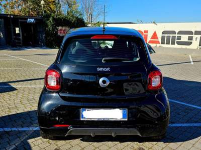 Smart ForFour 70 1.0 twinamic Superpassion Nero usata Ciampino