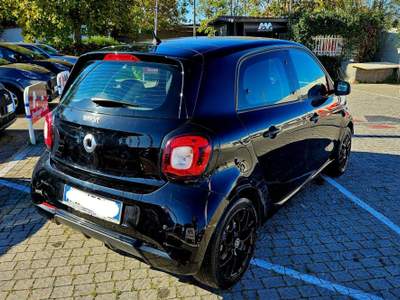 Smart ForFour 70 1.0 twinamic Superpassion Nero usata Ciampino