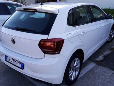 Volkswagen Polo 1.6 TDI 95 CV DSG 5p Comfortline BlueMotion Tech. Bianco usata Napoli