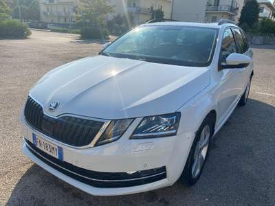 Skoda Octavia Octavia 1.4 TSI DSG Wagon Ambition G-Tec usata Orsogna