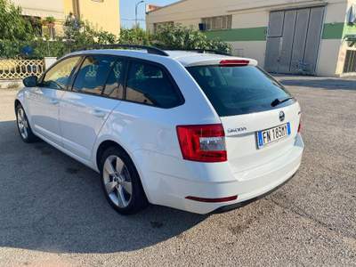 Skoda Octavia Octavia 1.4 TSI DSG Wagon Ambition G-Tec usata Orsogna