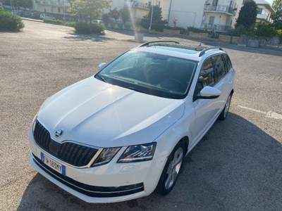 Skoda Octavia Octavia 1.4 TSI DSG Wagon Ambition G-Tec usata Orsogna