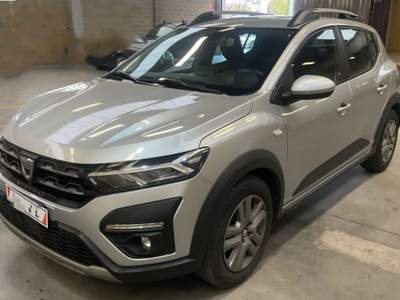Dacia Sandero Stepway 1.0 TCe ECO-G Comfort SL DaciaPlus Grigio usata Napoli