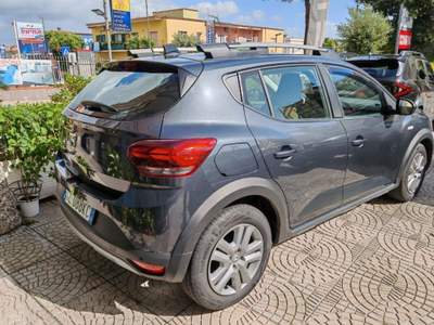Dacia Sandero Stepway 1.0 TCe ECO-G Expression Grigio usata Napoli