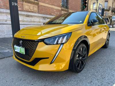 Peugeot 208 motore elettrico 136 CV 5 porte GT Giallo usata Messina