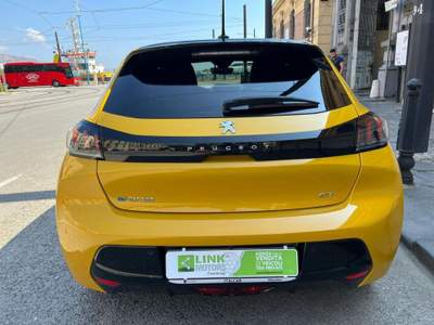 Peugeot 208 motore elettrico 136 CV 5 porte GT Giallo usata Messina