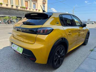 Peugeot 208 motore elettrico 136 CV 5 porte GT Giallo usata Messina