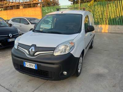 Renault Kangoo 1.5 dCi 75cv Bianco usata Giugliano in Campania