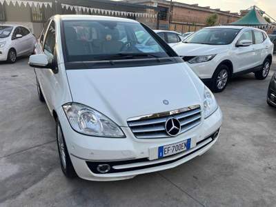 Mercedes-Benz Classe A CDI Style Bianco usata Giugliano in Campania