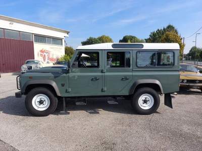Land Rover Defender 110 2.2 TD4 Station Wagon N1 Verde usata RONCADE