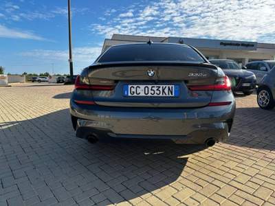 BMW Serie 3 330e 330e auto Grigio usata Alessano