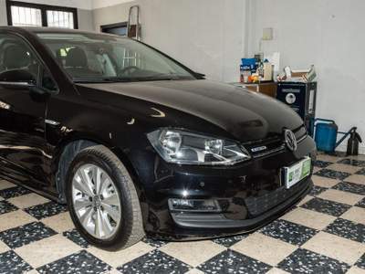 Volkswagen Golf 1.4 TGI Executive BlueMotion Nero usata Grottaglie