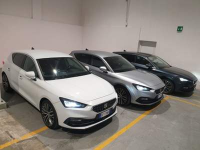 Seat Leon 5p 1.5 eTSI HYBRID 150 CV DSG Xcellence da 282? Argento usata Monza